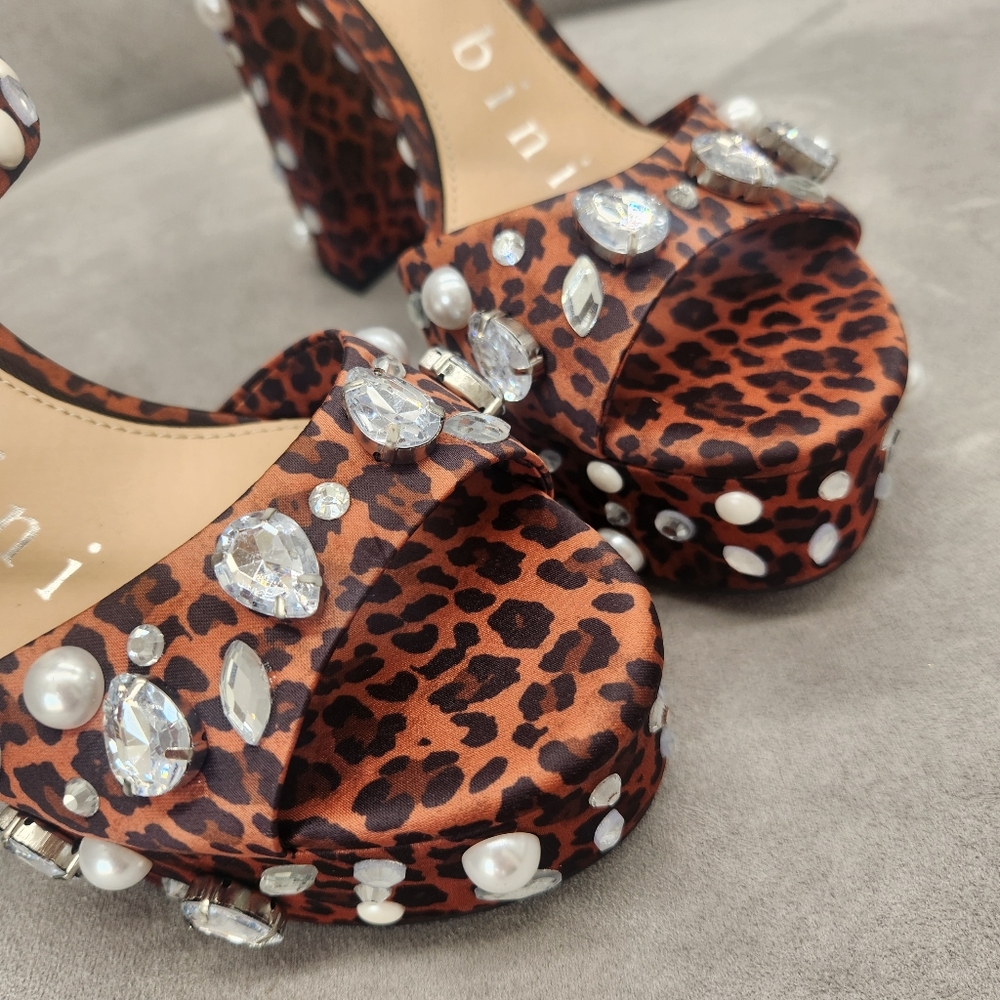 Gianni Bini Platform Sandals 8 Brown Leopard Satin Calvan Two Jeweled New $150 - Picture 11 of 17